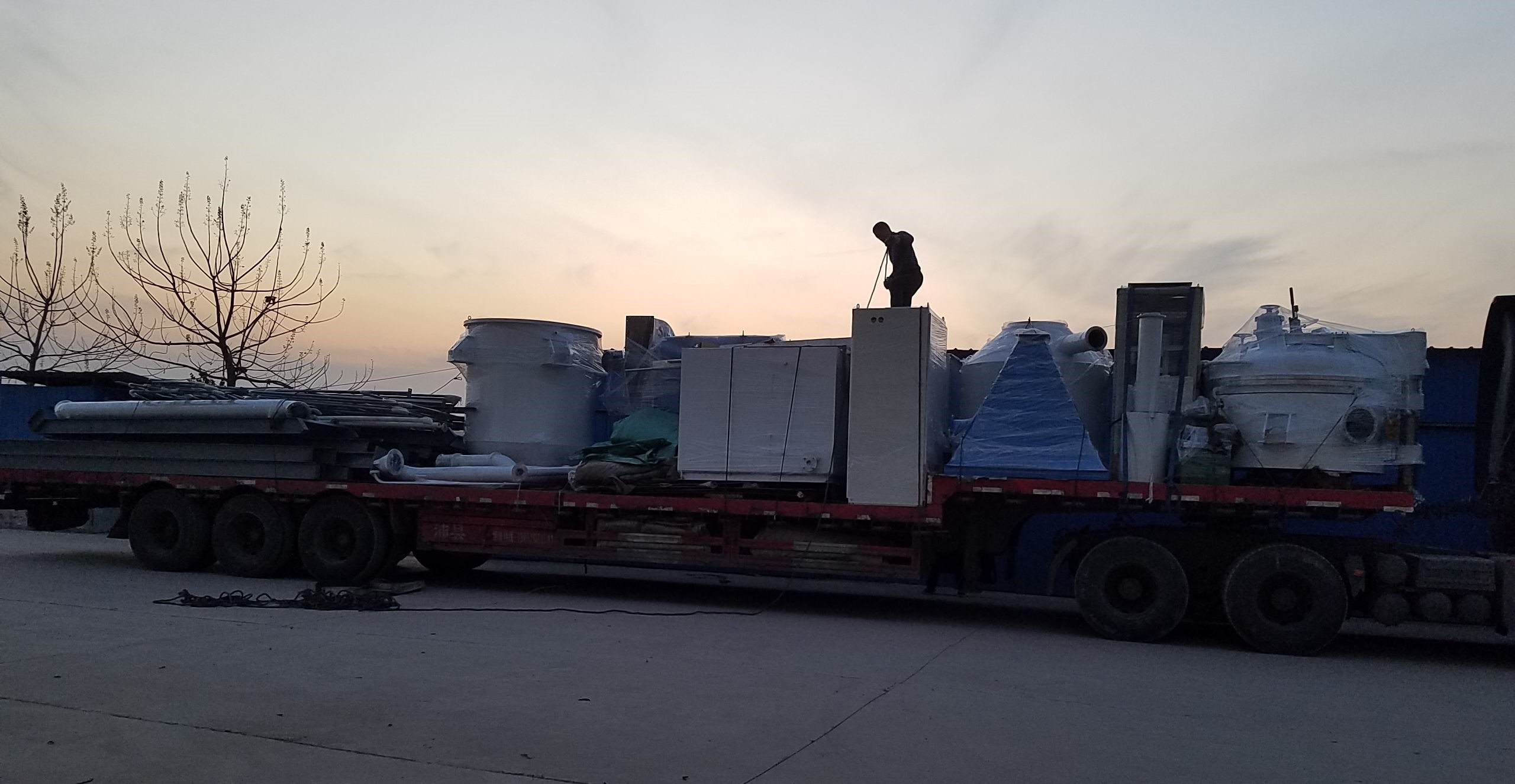 真空气雾化设备发货